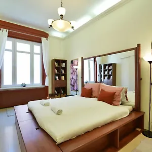Ultra At Synagogue Apartamento Budapest